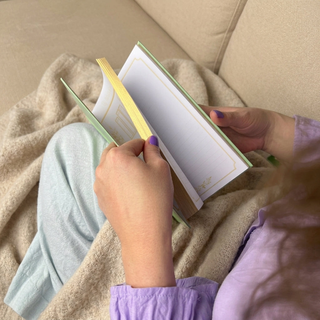 Cozy Reading Night